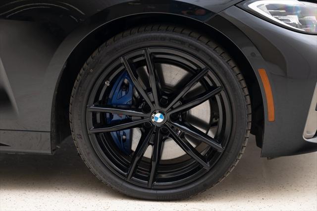 Photo of 2024 Black Sapphire Metallic BMW M440