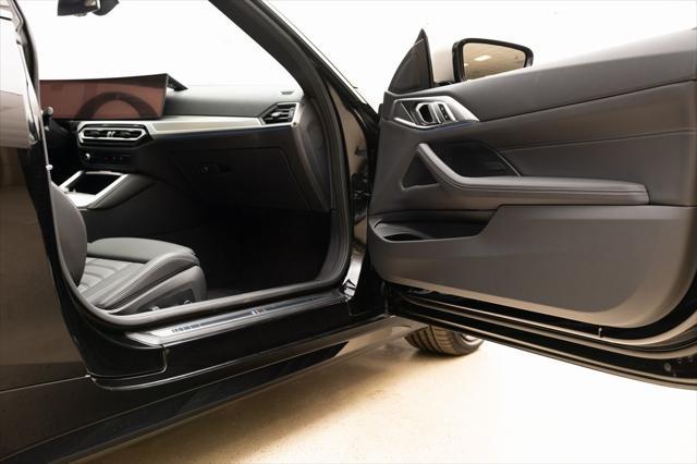 Photo of 2024 Black Sapphire Metallic BMW M440