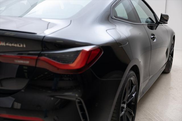Photo of 2024 Black Sapphire Metallic BMW M440