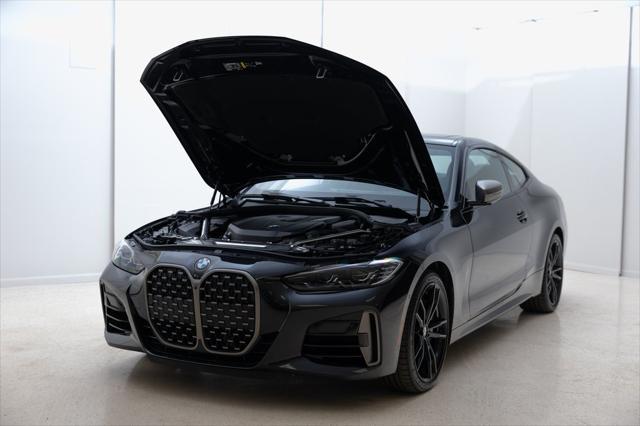 Photo of 2024 Black Sapphire Metallic BMW M440