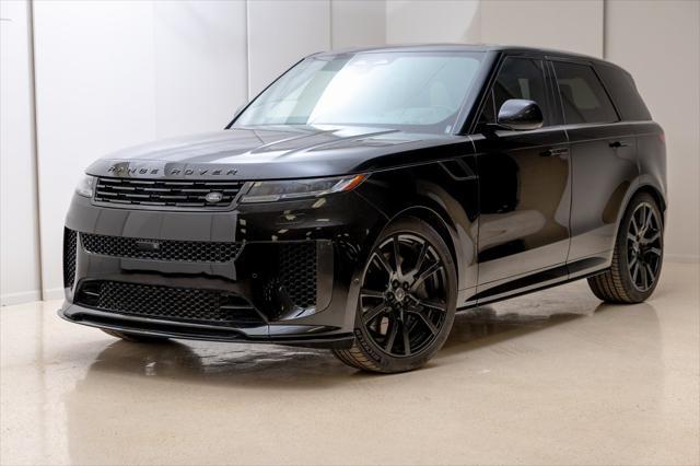 Photo of 2024 Obsidian Black SV Bespoke Ultra Metallic Gloss Land Rover Range Rover Sport