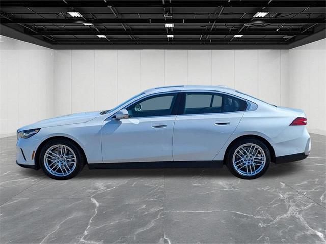Photo of 2024 Mineral White Metallic BMW 530