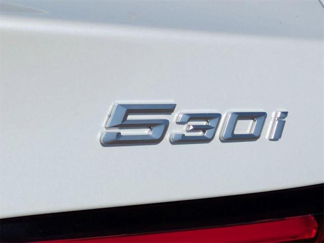 Photo of 2024 Mineral White Metallic BMW 530