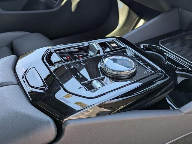 Photo of 2024 Mineral White Metallic BMW 530
