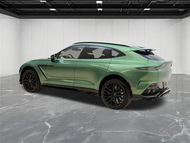 Photo of 2025 GREEN Aston Martin DBX