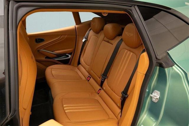 Photo of 2025 GREEN Aston Martin DBX