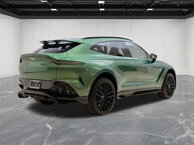 Photo of 2025 GREEN Aston Martin DBX