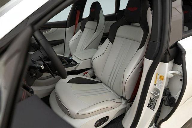 Photo of 2025 White Aston Martin DBX