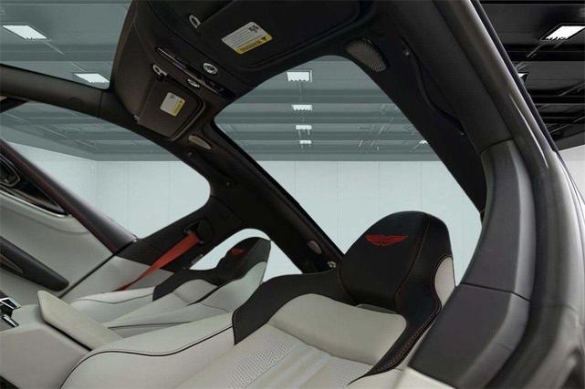 Photo of 2025 White Aston Martin DBX