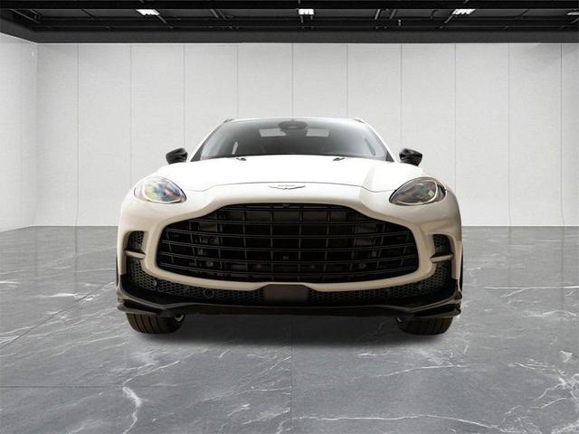 Photo of 2025 White Aston Martin DBX