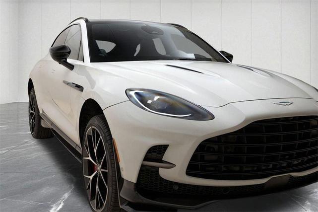 Photo of 2025 White Aston Martin DBX
