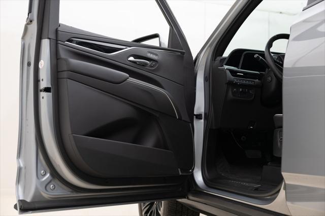 Photo of 2024 Argent Silver Metallic Cadillac Escalade