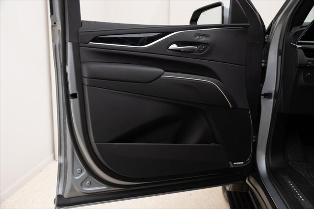 Photo of 2024 Argent Silver Metallic Cadillac Escalade