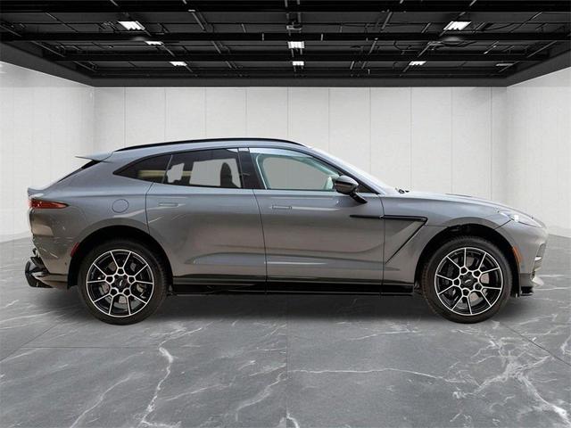 Photo of 2025 GREY Aston Martin DBX