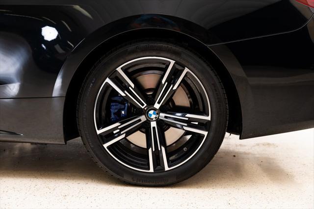 Photo of 2023 Black Sapphire Metallic BMW M440