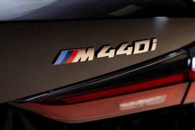 Photo of 2023 Black Sapphire Metallic BMW M440