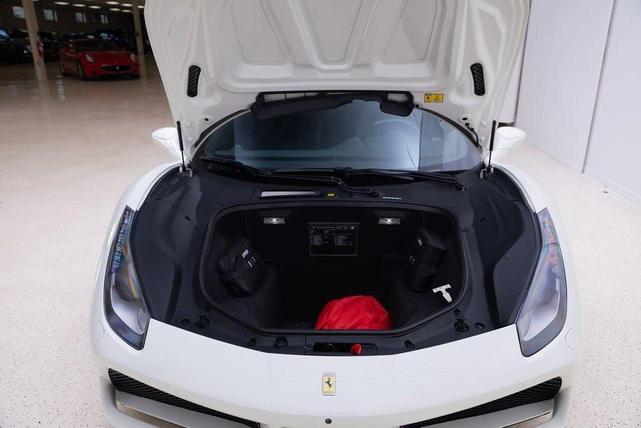 Photo of 2018 Bianco Avus Ferrari 488 GTB