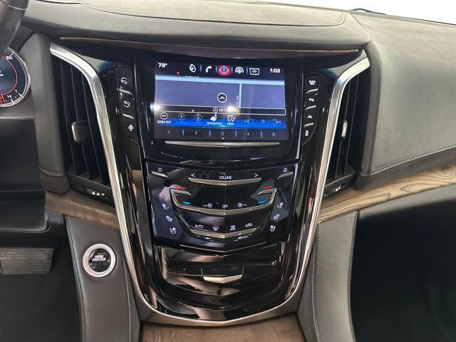 Photo of 2016 Crystal White Tricoat Cadillac Escalade