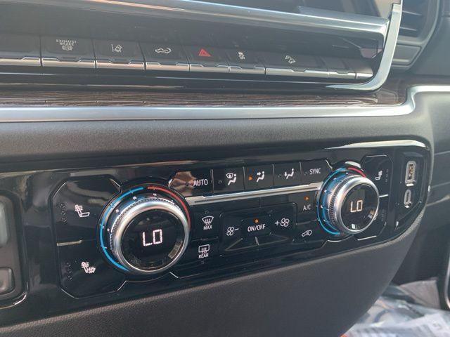 Photo of 2025 Onyx Black GMC Sierra 2500
