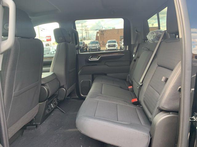 Photo of 2025 Onyx Black GMC Sierra 2500