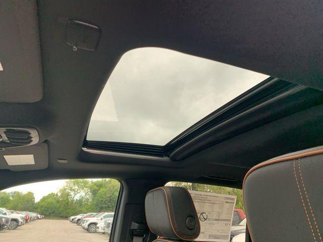 Photo of 2026 Onyx Black GMC Canyon