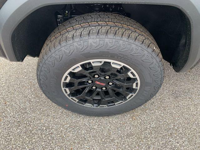 Photo of 2026 Onyx Black GMC Canyon