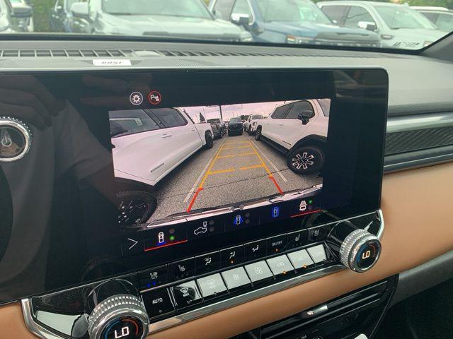 Photo of 2026 Onyx Black GMC Canyon