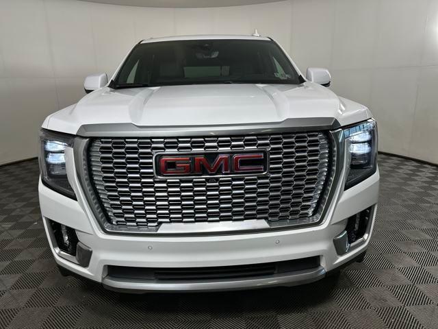 Photo of 2021 Summit White GMC Yukon