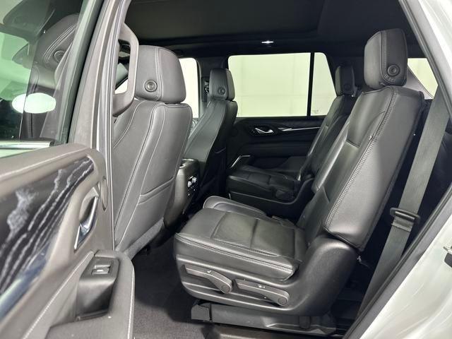 Photo of 2021 Summit White GMC Yukon