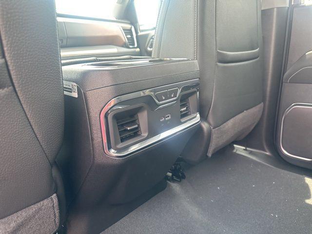 Photo of 2025 Onyx Black GMC Sierra 2500