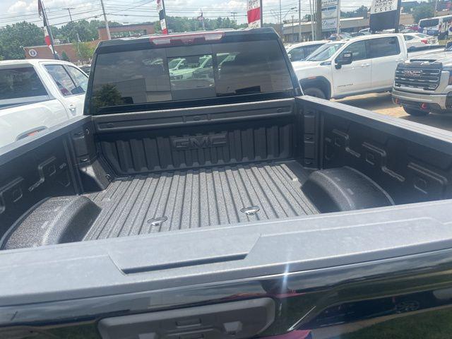 Photo of 2025 Onyx Black GMC Sierra 2500