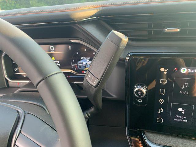 Photo of 2025 Onyx Black GMC Sierra 2500