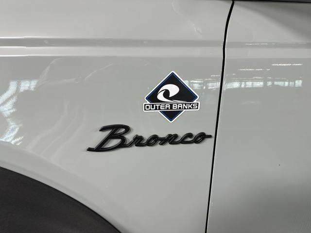 Photo of 2022 Cactus Gray Ford Bronco