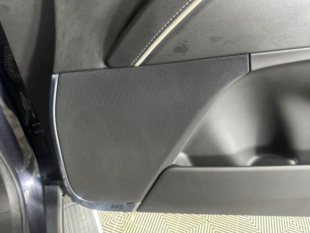 Photo of 2022 Galactic Gray Metallic Cadillac Escalade