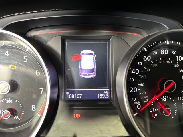 Photo of 2015 Pure White Volkswagen Golf GTI