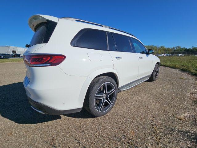 Photo of 2022 White Mercedes-Benz GLS 450
