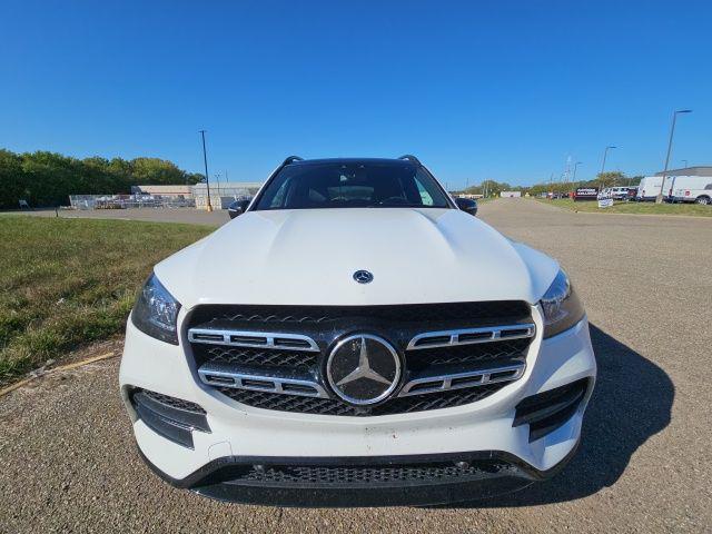Photo of 2022 White Mercedes-Benz GLS 450