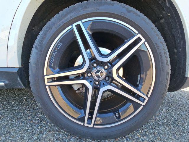 Photo of 2022 White Mercedes-Benz GLS 450