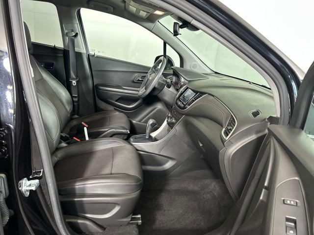 Photo of 2022 Mosaic Black Metallic Chevrolet Trax