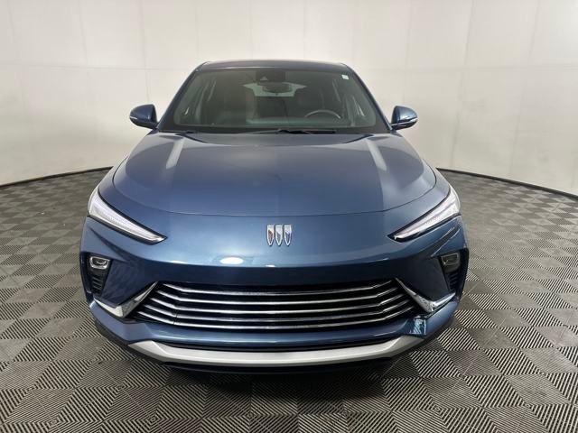 Photo of 2024 Ocean Blue Metallic Buick Envista