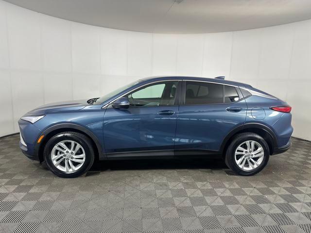 Photo of 2024 Ocean Blue Metallic Buick Envista
