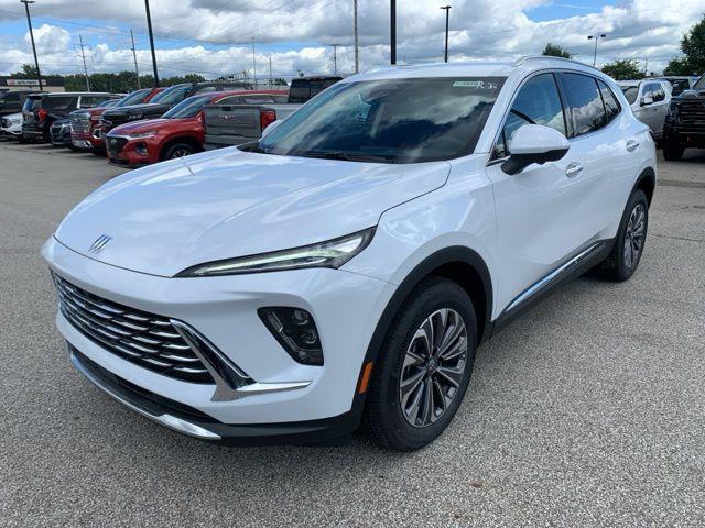 Photo of 2025 Iridescent White Tricoat Buick Envision