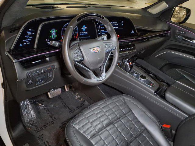 Photo of 2023 Crystal White Tricoat Cadillac Escalade