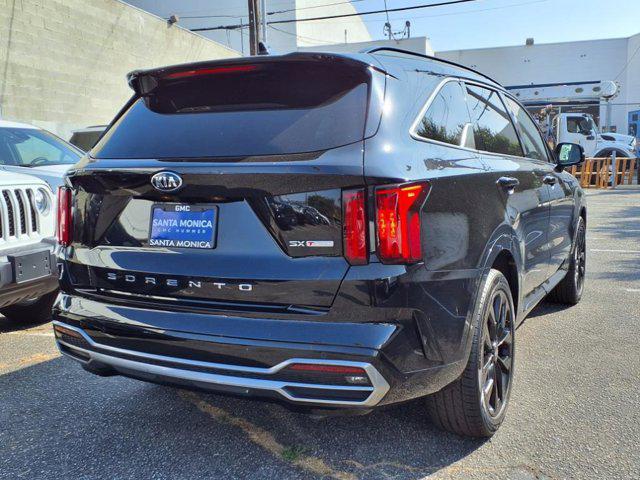 Photo of 2021 Ebony Black Kia Sorento