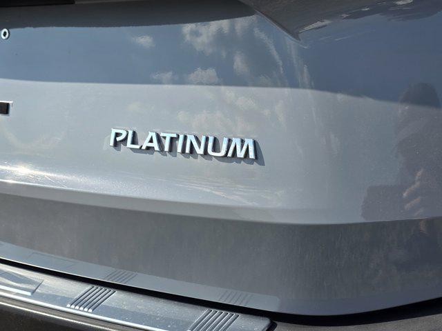 Photo of 2021 Boulder Gray Pearl/Super Black Nissan Rogue