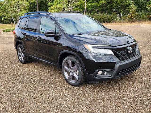 Photo of 2019 Crystal Black Pearl Honda Passport