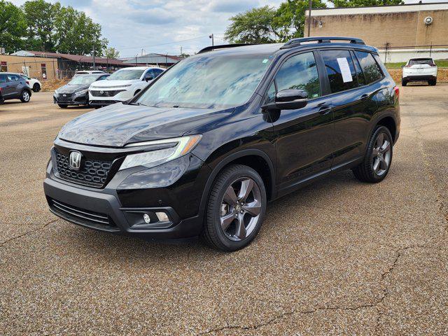 Photo of 2019 Crystal Black Pearl Honda Passport