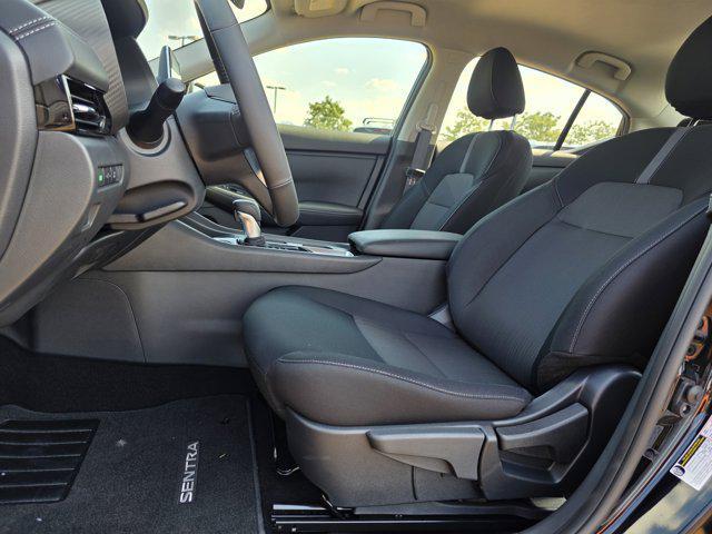 Photo of 2025 Super Black Nissan Sentra