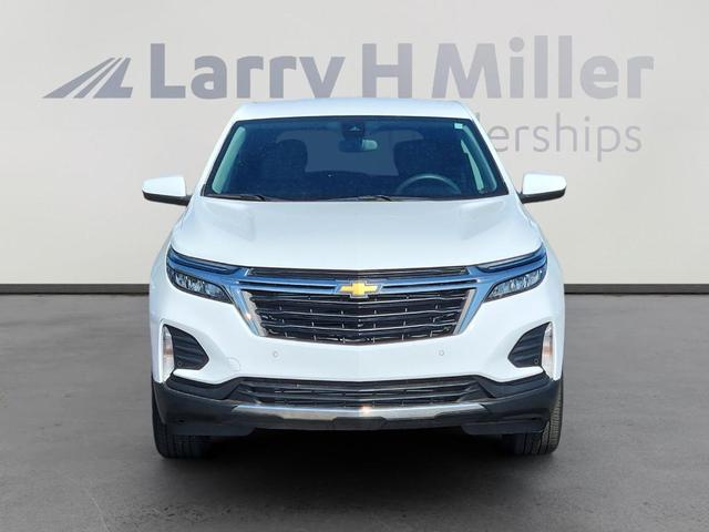 Photo of 2023 Summit White Chevrolet Equinox