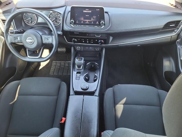Photo of 2023 Black Nissan Rogue